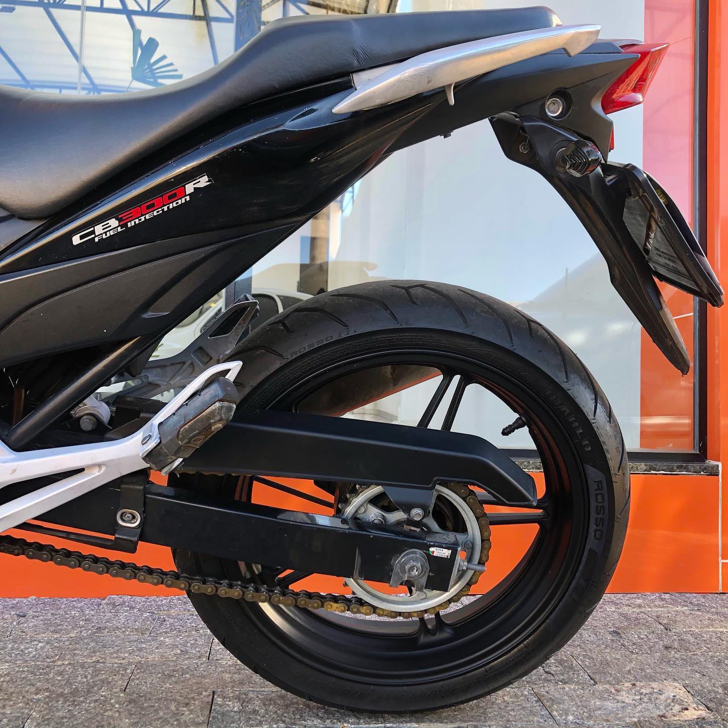 HONDA CB 300R 2011