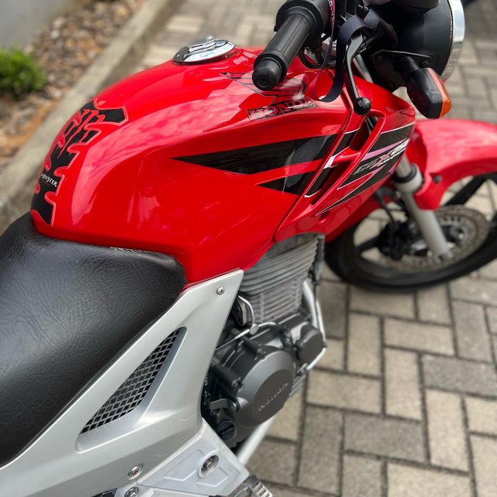 HONDA CBX 250 TWISTER 2008