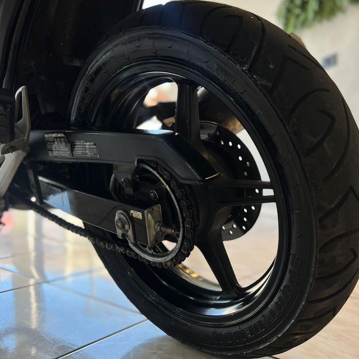 HONDA CB 300R 2012