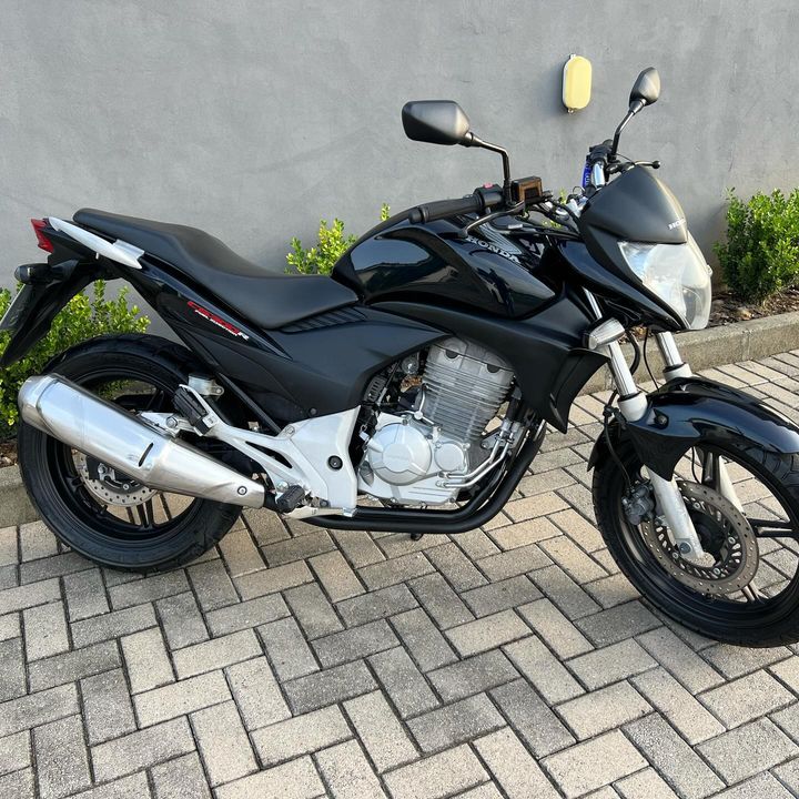 HONDA CB 300R 2012