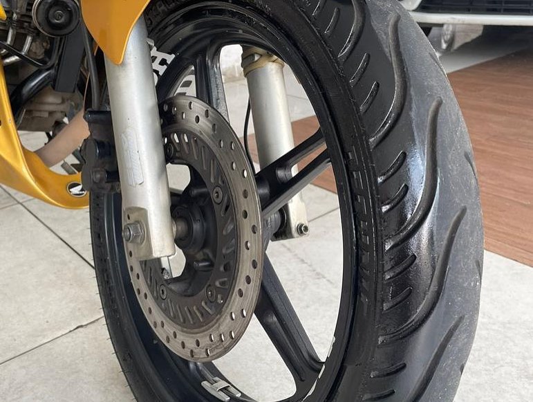 HONDA CB 300R 2011